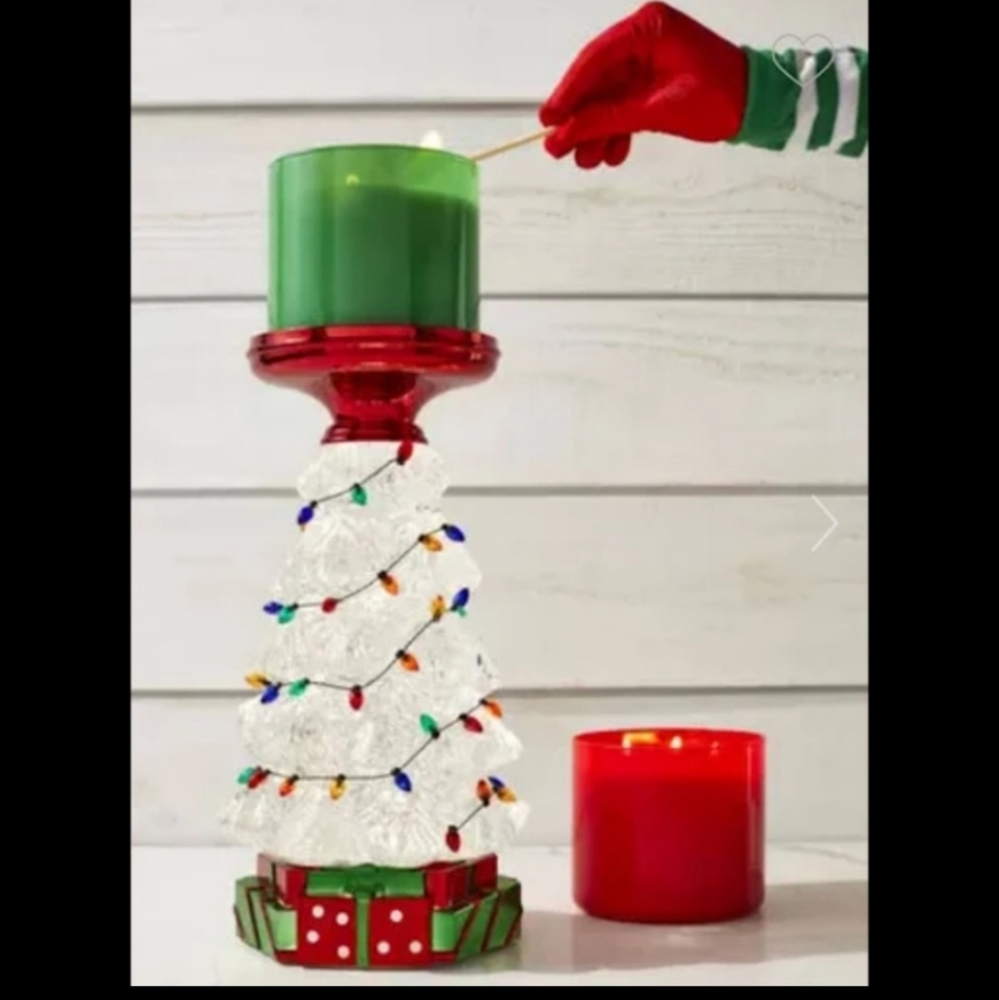 Bath & body works light up 2021 Christmas 3 wick candle holder new in box.